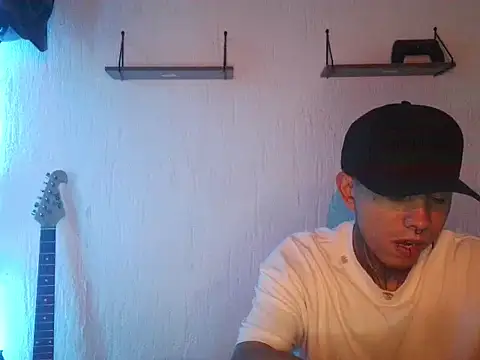 Snapshot of Marcus_bell chatting on October 10, 2025, 2:56 am Marcus bell online show from October 10, 2025, 2:56 am