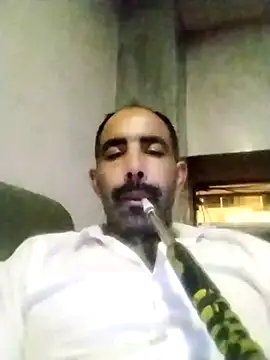 Snapshot of salimbasha chatting on November 14, 2025, 10:35 pm salimbasha online show from November 14, 2025, 10:35 pm