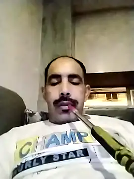 Snapshot of salimbasha chatting on November 18, 2025, 8:23 pm salimbasha online show from November 18, 2025, 8:23 pm