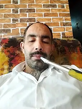 Snapshot of salimbasha chatting on November 16, 2025, 11:04 am salimbasha online show from November 16, 2025, 11:04 am