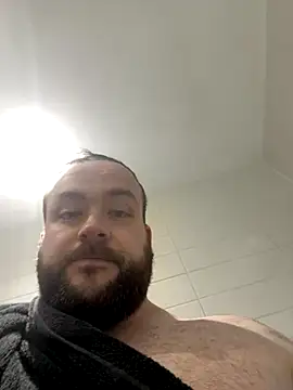 Snapshot of different-strokes chatting on October 22, 2025, 4:39 pm different-strokes online show from October 22, 2025, 4:39 pm