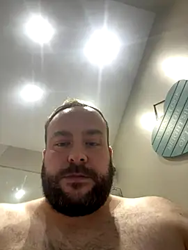 Snapshot of different-strokes chatting on November 8, 2025, 4:43 pm different-strokes online show from November 8, 2025, 4:43 pm