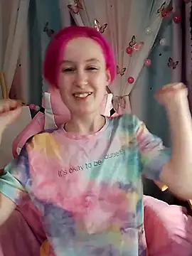 Snapshot of Fuzzy_Unicorn chatting on November 11, 2025, 7:08 pm Fuzzy Unicorn online show from November 11, 2025, 7:08 pm