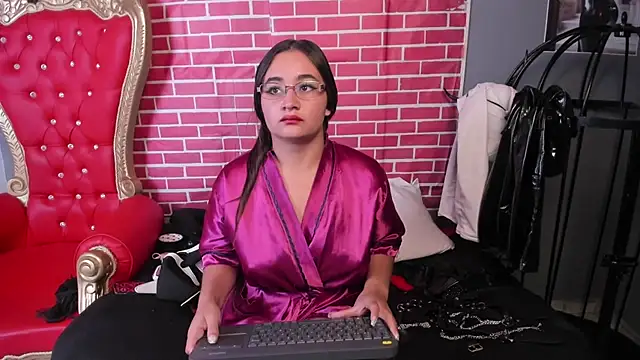 LiliThara online show from July 24, 2026, 11:17 am