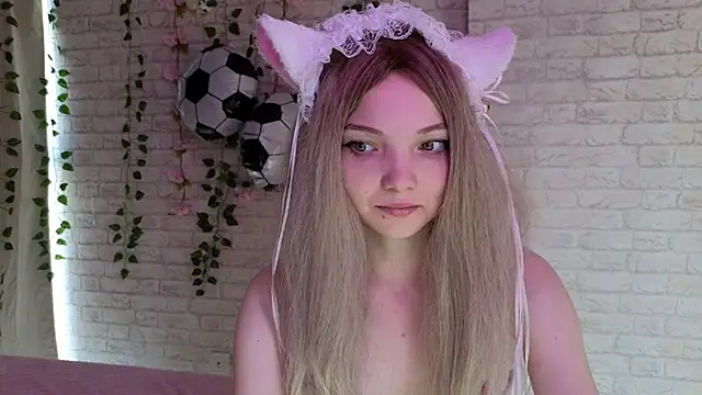 AnimeAlica18 online show from July 25, 2026, 2:41 am