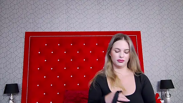 Ellsa Jean  online show from October 29, 2025, 3:27 am