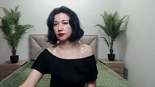 Snapshot of CameronEnns chatting on November 11, 2025, 7:25 am CameronEnns online show from November 11, 2025, 7:25 am