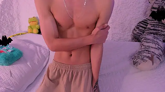 thiago kinghot online show from November 1, 2025, 3:57 am