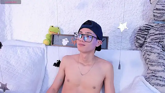 thiago kinghot online show from October 10, 2025, 12:22 am