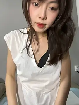 xuannv0000 online show from March 24, 2026, 5:02 pm