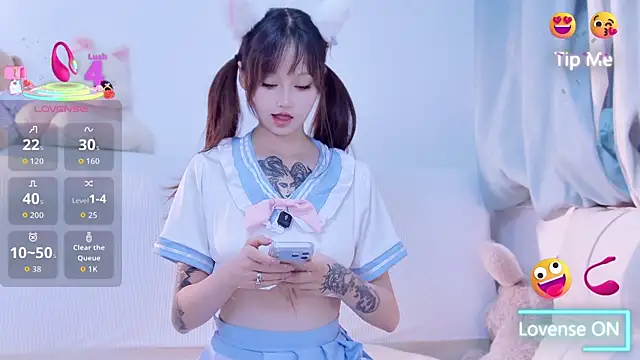 Snapshot of Miya-222 chatting on November 17, 2025, 8:51 am Miya-222 online show from November 17, 2025, 8:51 am