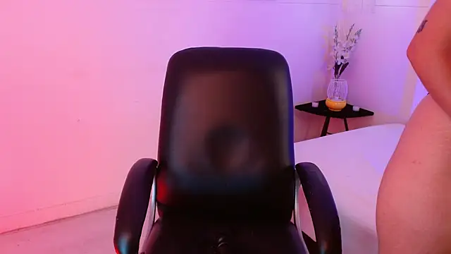 jeroharper online show from October 12, 2025, 4:41 pm