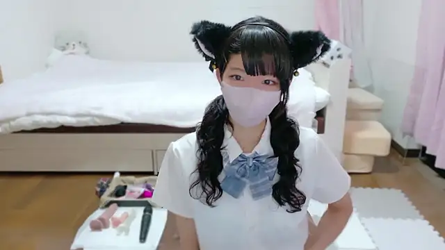 clara 6x9 online show from October 4, 2025, 3:24 pm
