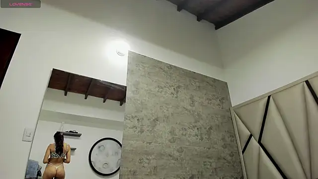 klariz09 online show from October 9, 2025, 4:18 pm