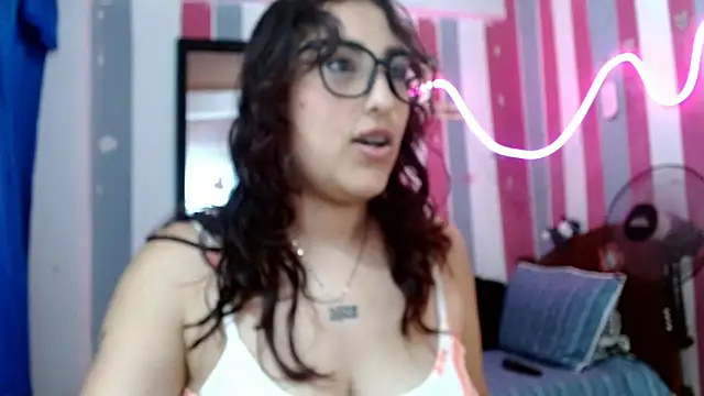 Snapshot of karo_lovely chatting on July 20, 2026, 7:05 pm karo lovely online show from July 20, 2026, 7:05 pm