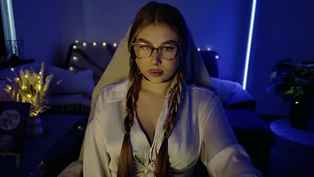 Emma candyyy online show from January 19, 2026, 10:41 am