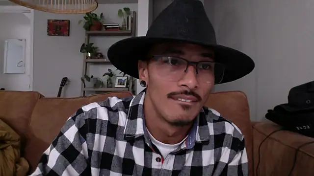 Snapshot of tanjir020 chatting on November 12, 2025, 10:46 pm tanjir020 online show from November 12, 2025, 10:46 pm