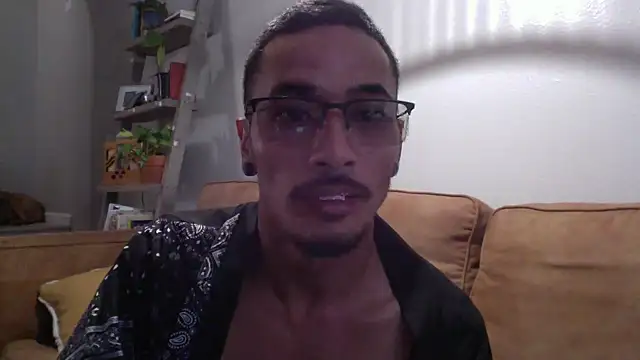 Snapshot of tanjir020 chatting on September 17, 2025, 4:42 pm tanjir020 online show from September 17, 2025, 4:42 pm