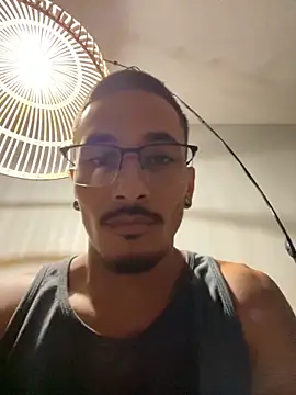 Snapshot of tanjir020 chatting on September 16, 2025, 5:41 am tanjir020 online show from September 16, 2025, 5:41 am