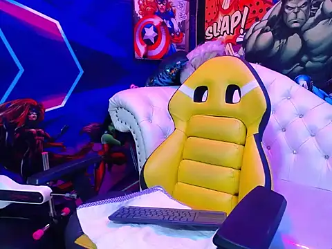 almesexyy online show from September 25, 2025, 3:34 am