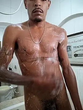 lacoste12 online show from January 18, 2026, 7:39 pm