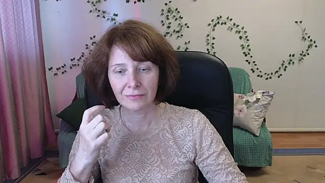 Snapshot of Lia_Tito chatting on June 8, 2026, 1:00 pm Lia Tito online show from June 8, 2026, 1:00 pm