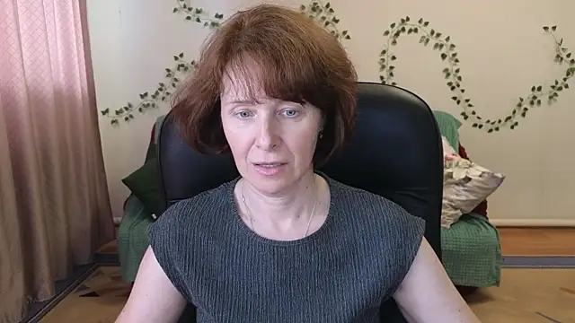 Snapshot of Lia_Tito chatting on June 9, 2026, 1:23 pm Lia Tito online show from June 9, 2026, 1:23 pm