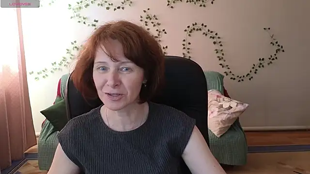 Snapshot of Lia_Tito chatting on June 10, 2026, 6:25 am Lia Tito online show from June 10, 2026, 6:25 am