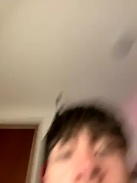 Snapshot of Tonerii chatting on December 4, 2025, 3:38 am Tonerii online show from December 4, 2025, 3:38 am