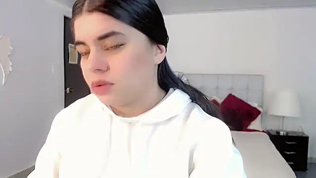 maddissonivanova online show from March 20, 2026, 7:04 pm