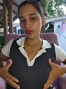 Snapshot of Lorena_Mcfly chatting on October 27, 2025, 12:50 pm Lorena Mcfly online show from October 27, 2025, 12:50 pm