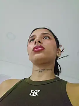 Lorena Mcfly online show from June 8, 2026, 11:33 am