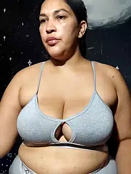 Snapshot of Ivy_horse_ chatting on April 12, 2026, 5:05 pm Ivy horse online show from April 12, 2026, 5:05 pm