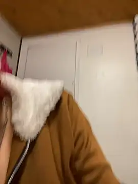 Karen18 boobs online show from February 24, 2026, 3:07 am