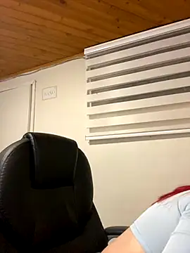 Karen18 boobs online show from September 17, 2025, 3:08 am