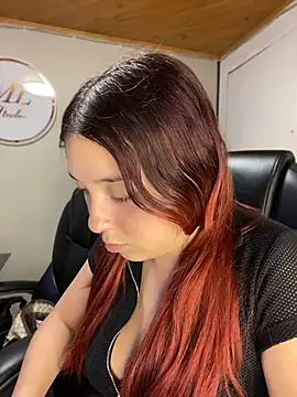 Karen18 boobs online show from April 30, 2026, 1:01 am