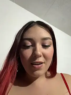 Snapshot of Karen18_boobs chatting on August 2, 2026, 4:11 am Karen18 boobs online show from August 2, 2026, 4:11 am