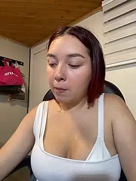 Snapshot of Karen18_boobs chatting on June 21, 2026, 1:22 am Karen18 boobs online show from June 21, 2026, 1:22 am