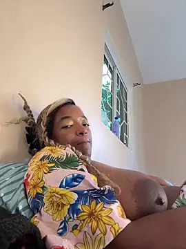 iriebusty online show from April 22, 2026, 1:40 pm