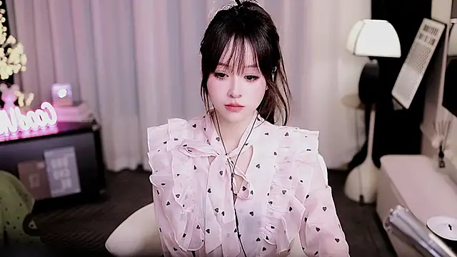 Snapshot of coward_by chatting on February 28, 2026, 10:26 am coward by online show from February 28, 2026, 10:26 am