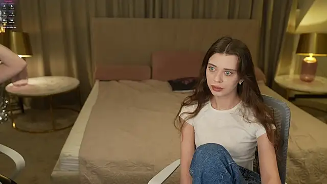 Snapshot of Regina_Sweet054 chatting on November 2, 2025, 3:17 pm Regina Sweet054 online show from November 2, 2025, 3:17 pm