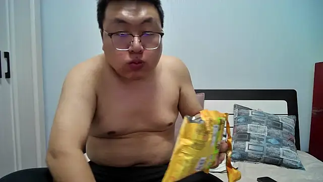 peijiangzhao online show from December 14, 2025, 2:22 pm