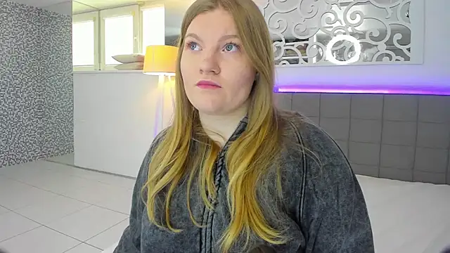 Snapshot of AshleyJoness chatting on March 3, 2026, 6:20 am AshleyJoness online show from March 3, 2026, 6:20 am