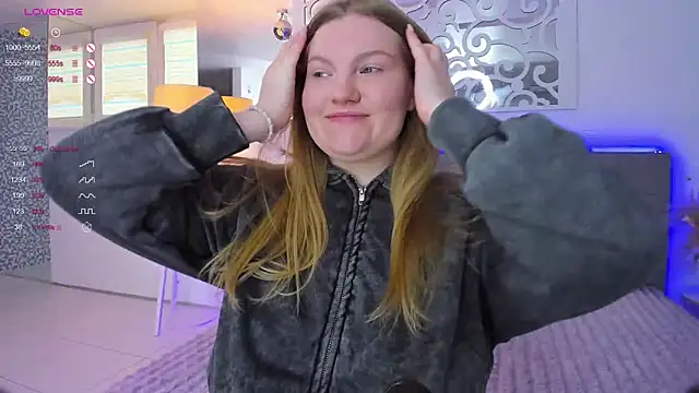 Snapshot of AshleyJoness chatting on February 15, 2026, 6:25 am AshleyJoness online show from February 15, 2026, 6:25 am