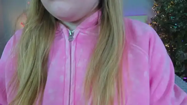 AshleyJoness online show from May 5, 2026, 5:21 am
