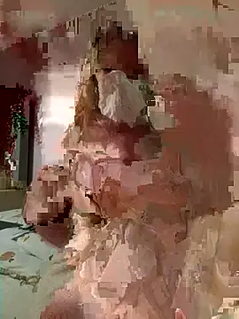 hazel wood21 online show from February 19, 2026, 7:33 pm