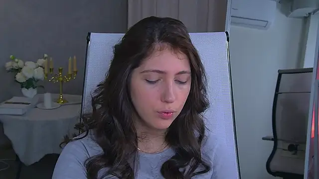 Snapshot of Mary_Miiller chatting on November 8, 2025, 6:17 am Mary Miiller online show from November 8, 2025, 6:17 am