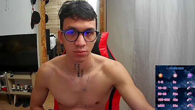 Snapshot of angelicious_ chatting on March 8, 2026, 1:25 pm angelicious online show from March 8, 2026, 1:25 pm