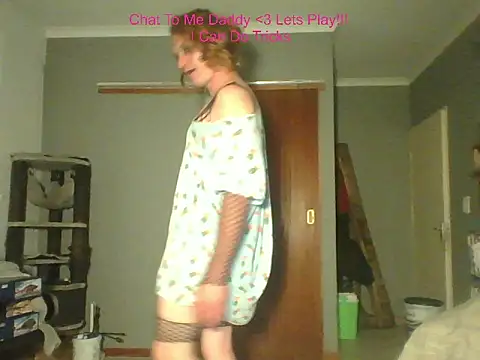 untamedredsnake online show from March 16, 2026, 7:05 pm