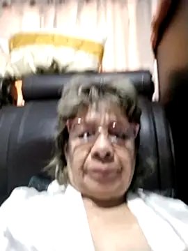OliviaMorris1 online show from May 8, 2026, 11:58 am